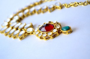 necklace-390382_640